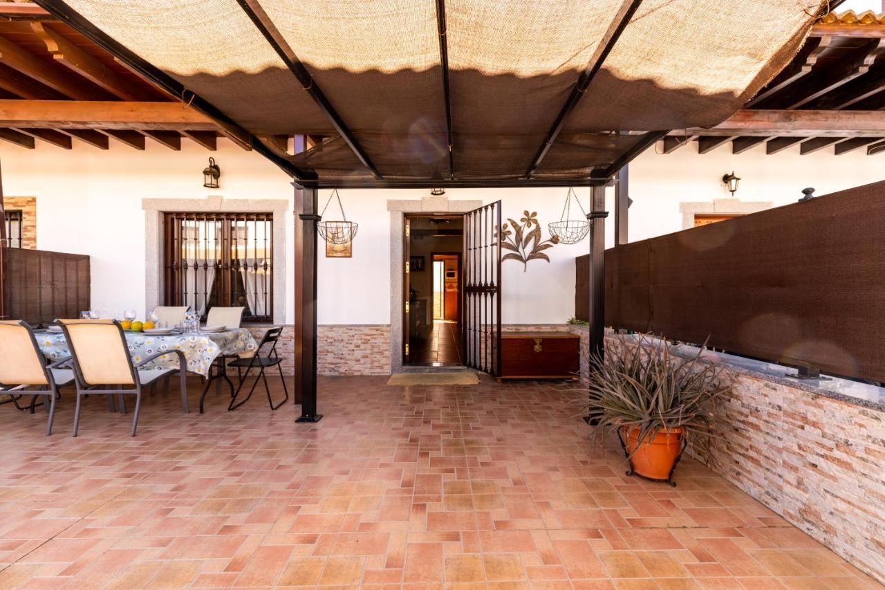Vll Vivienda Rural A Las Puertas De Donana Villamanrique De La Condesa Exterior photo